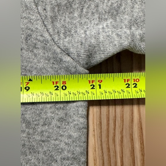 Vintage Champion Final Four UNLV Running Rebels Sweatshirt Medium Bin 2 - Picture 4 of 6